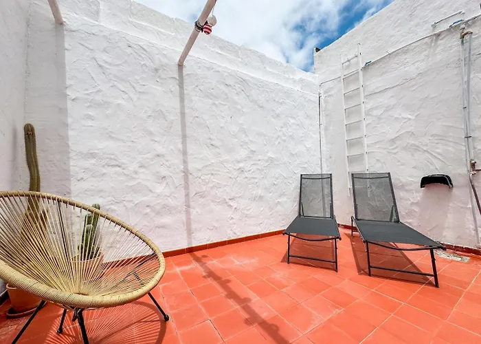 Fee4me 5 Min From Sardina Apartman *