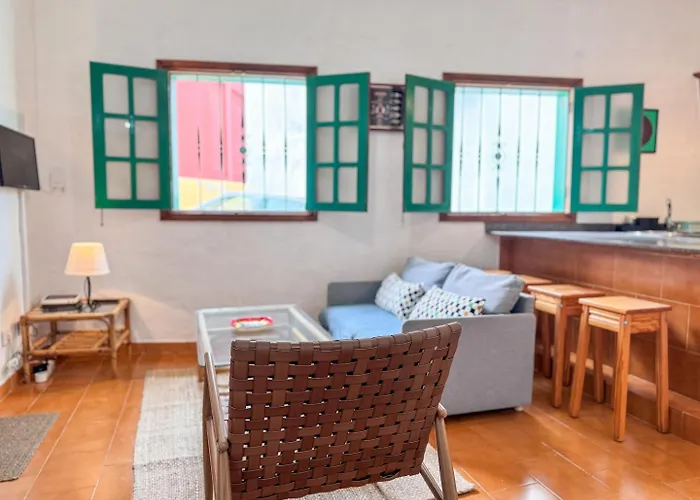 Fee4me 5 Min From Sardina Apartman *